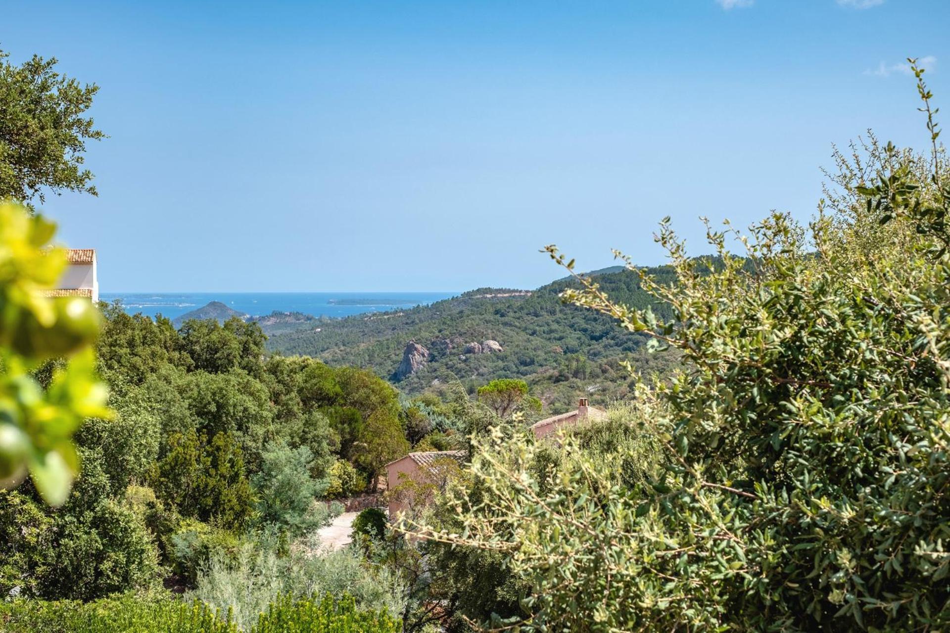 Quercia Grand Confort Dans Oasis De Calme Fréjus